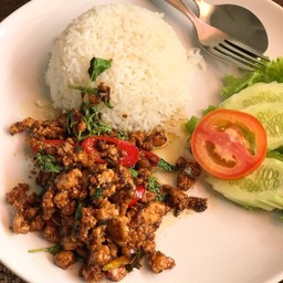 กระเพรา30บาทBYพี่เอ๋