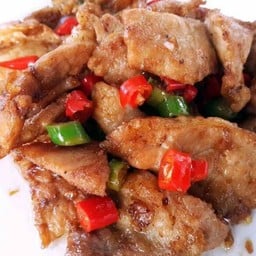 หมูผัดพริกเกลือ เป็นกับข้าว