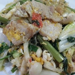 สุกี้แห้งหมูชิ้น