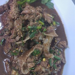 ก้อยคั่วเนื้อ