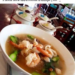 ราดหน้าทะเลคะน้าฮ่องกง