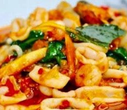 พริกแกงกุ้ง+หมึกคะ