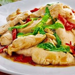 เพราอกไก่