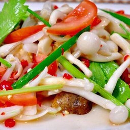 ยำเห็ดรวมหมูสับ