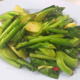 คะน้าผัดน้ำมันหอย