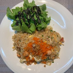 ข้าวผัดปลาแซลมอนไข่กุ้ง