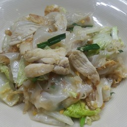 ก๋วยเตี๋ยวคั่วไก่