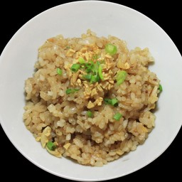 ข้าวผัดกระเทียม