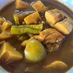 แกงไตรปลา