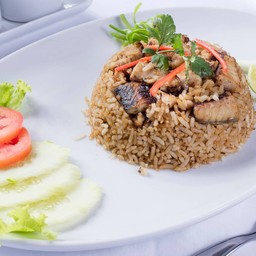 ข้าวผัดปลาทู