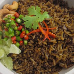 ข้าวผัดหนำเลี๊ยบหม้อดิน