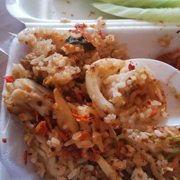 ไม่เดือด ใส่พริกเอง สั่งเผ็ด ได้จืดๆ มีกุ้ง1ตัว ปลาหมึก2ชื้น