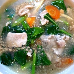 ราดหน้าหมูชิ้น