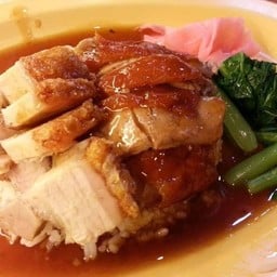 ข้าวหน้าเป็ดย่างผสมหมูกรอบ