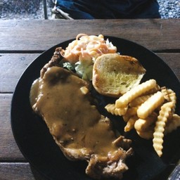 ร้านสเต็กในตลาด
