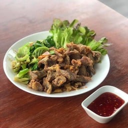 หมูทอดกระเทียม ทอดกรอบและแห้งดีมาก