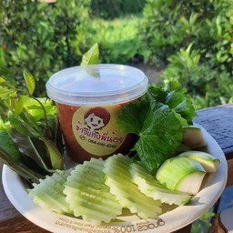 น้ำพริกกะปิ พร้อมผักสด