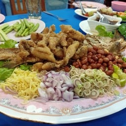 ร้านอาหารครัวร่มตาล