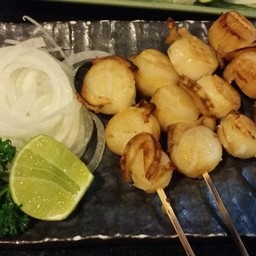 Hotate Kushiyaki (หอยเชลล์ย่าง)