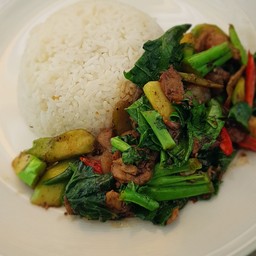 ผัดคะน้า
