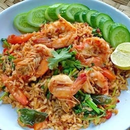 ข้าวผัดต้มยำทะเล