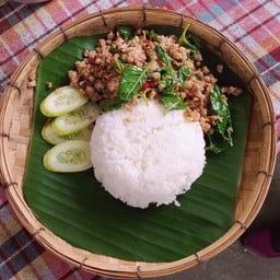 ณ อยุธยา เตี๋ยวเรือ ม.หอการค้า