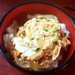 ข้าวคัตสึด้งไก่ทอด