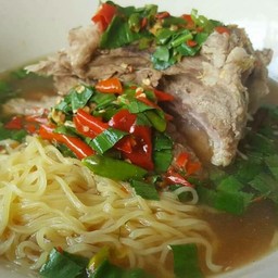 ก๋วยเตี๋ยวเล้งแซ่บ