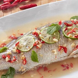 ปลากระพงนึ่งมะนาว