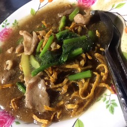 หมี่เขากรอบดีจริง แม้นเส้นจะสั้นๆไปนิด