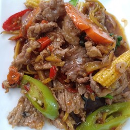 ผัดฉ่าเนื้อ