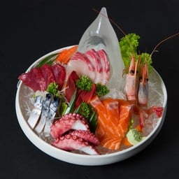 ซาชิมิรวมชุดใหญ่