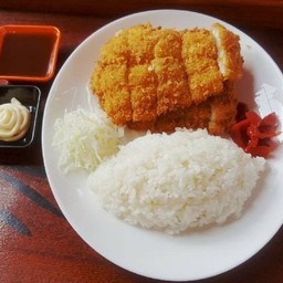 ข้าวไก่ทอดทงคัตสึ