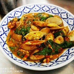 หอยลายผัดน้ำพริกเผา