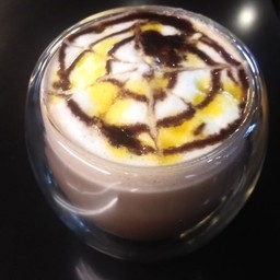 บานาน่าช็อคโกแลตร้อน (Hot Banana Chocolate)