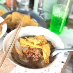 ก๋วยเตี๋ยวตาไล้