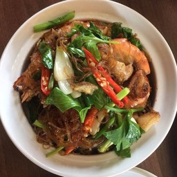 กุ้งอบวุ้นเส้น