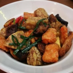 แซลมอนอบหม้อดิน