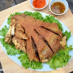 ขาหมูทอดกรอบ