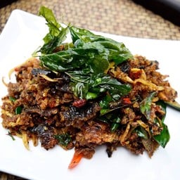 ปลาดุกฟูผัดขี้เมากะเพรากรอบ