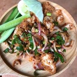 ยำไก่แซ่บ