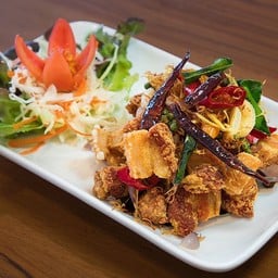 หมู 3 ชั้นทอดน้ำปลา