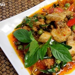 ผัดเผ็ดหมูป่า