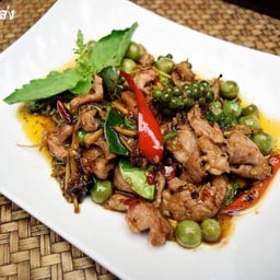 ผัดขี้เมาเนื้อ