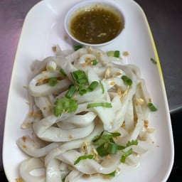 เส้นปลาลวกจิ้ม