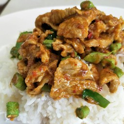 พริกแกงหมู