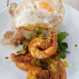 พริกแกงกุ้งไข่ดาว