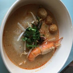 ก๋วยเตี๋ยวต้มยำมันกุ้งบูตัส