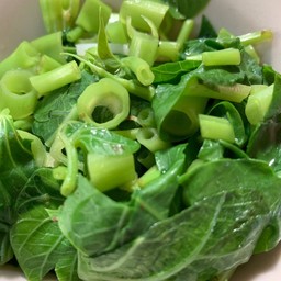 ผักบุ้งลวก