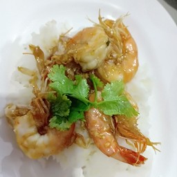 กุ้งกระเทียม